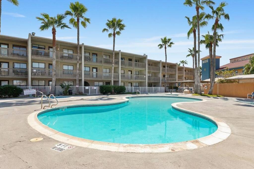 2 Bed 2 Bath Condo By Beach With Resort Pool جنوب جزيرة بادري المظهر الخارجي الصورة